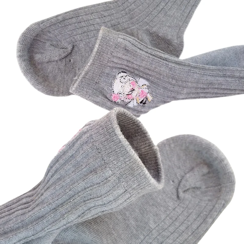 Ein Paar Kinder Mädchen Cartoon Katze kurze Socken 2-1/2-5 Jahre Doppeln adel gekämmte Baumwoll socken für Kinder Mädchen hohe Qualität