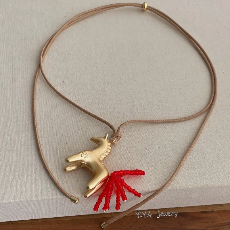 Luxury Metallic Cartoon Horse Bead Necklace with Tassel Pendant