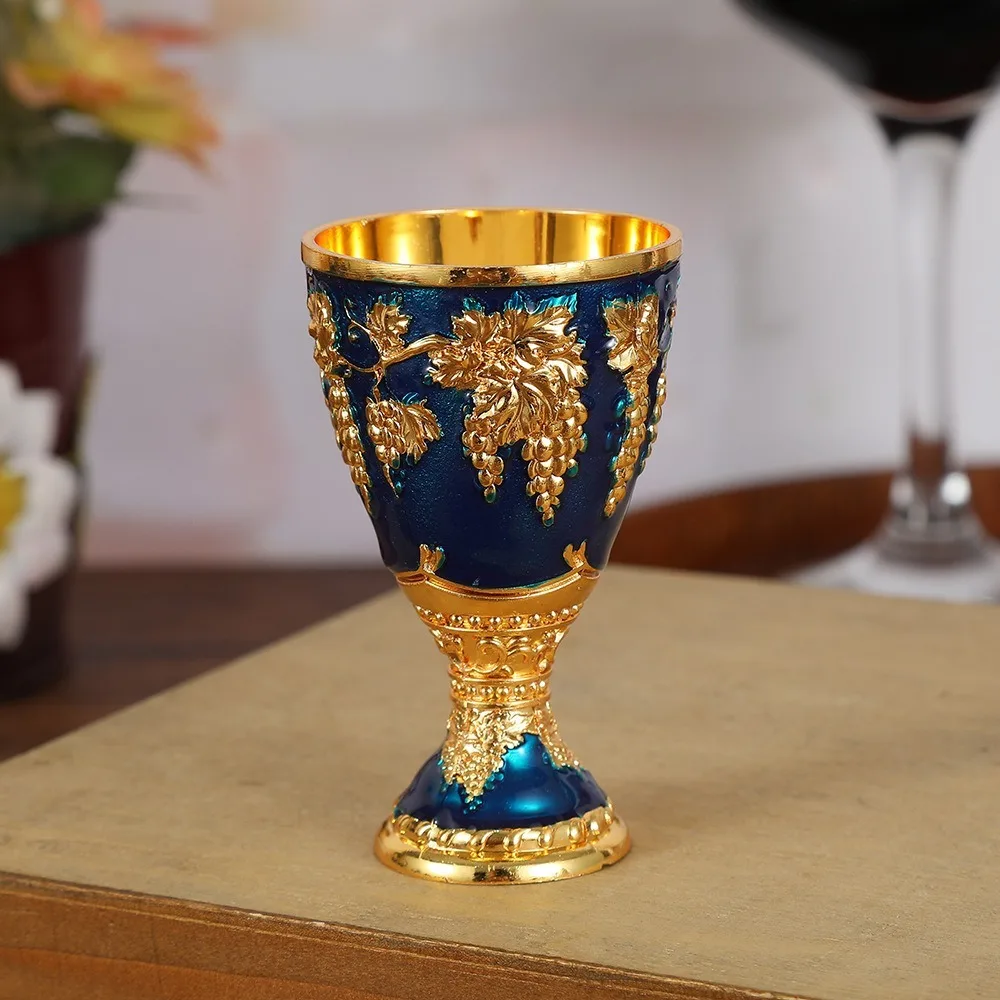 New European Style Wine Glasses Spirits Cup Retro Alloy Vodka Goblet Mini 30ml Drinkware Tableware Red Liquor Glass