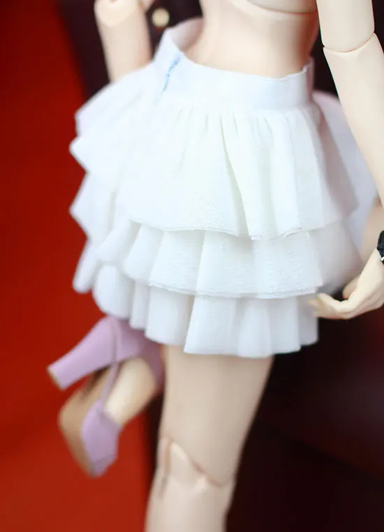 BJD Short skirt Versatile White Soft Yarn Fluffy Skirt for 1/3 BJD SD DD SD10 SD13 SD16 Doll clothes bjd accessories