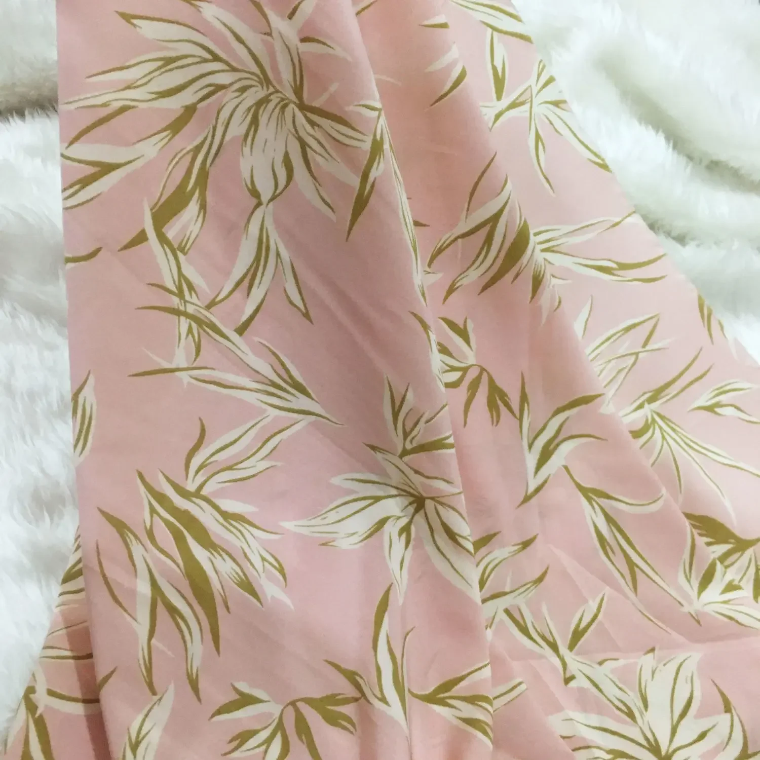 Printed Flowers Micro Elasticity Chiffon Fabric By Meter for Dress Headwear Decoration Diy Sewing Cloth Comfortable Red Pink