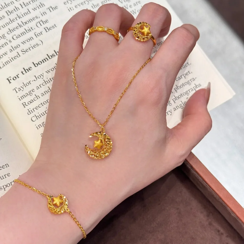 Hollow star moon pendant female fashion small burst star moon weave dream 9999gold