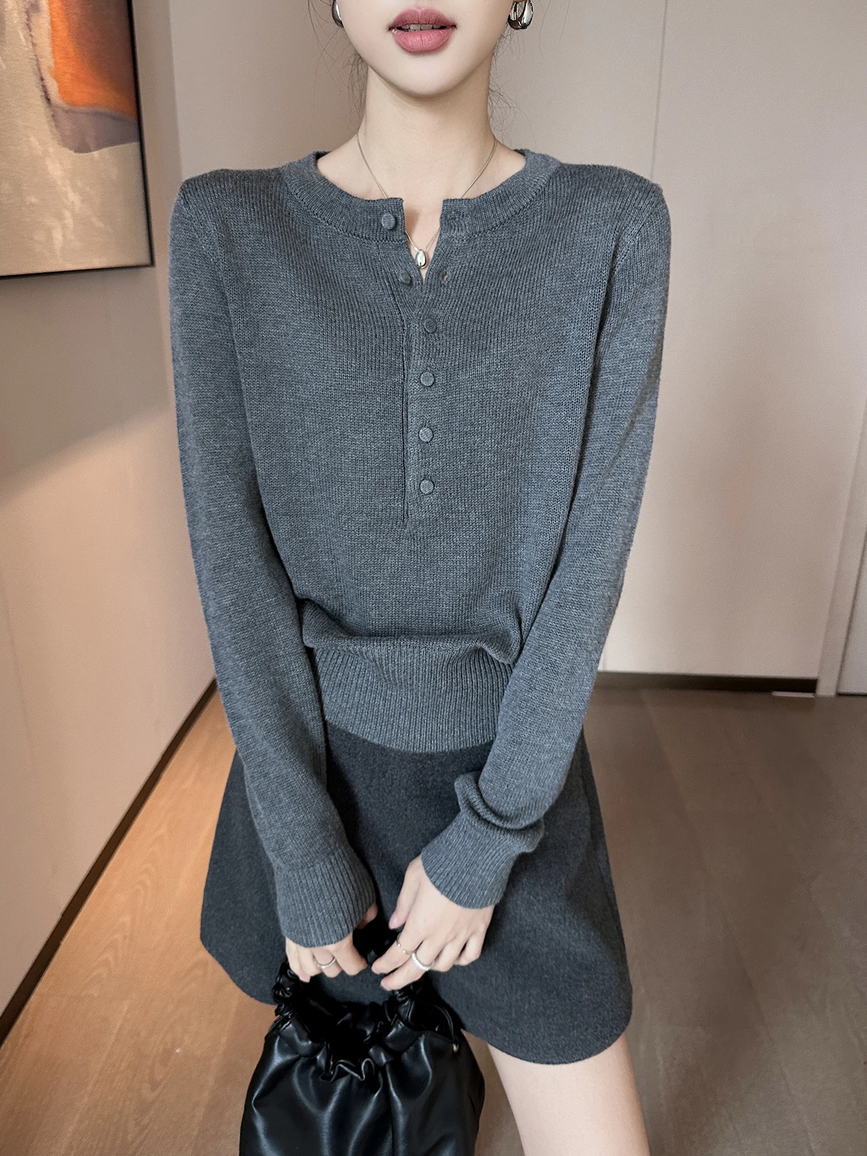 

ay вязаный свитер женский зимний новый Sle f открытый круглый Ne повседневная свободная посадка длинная све теплая внутренняя одежда футболка