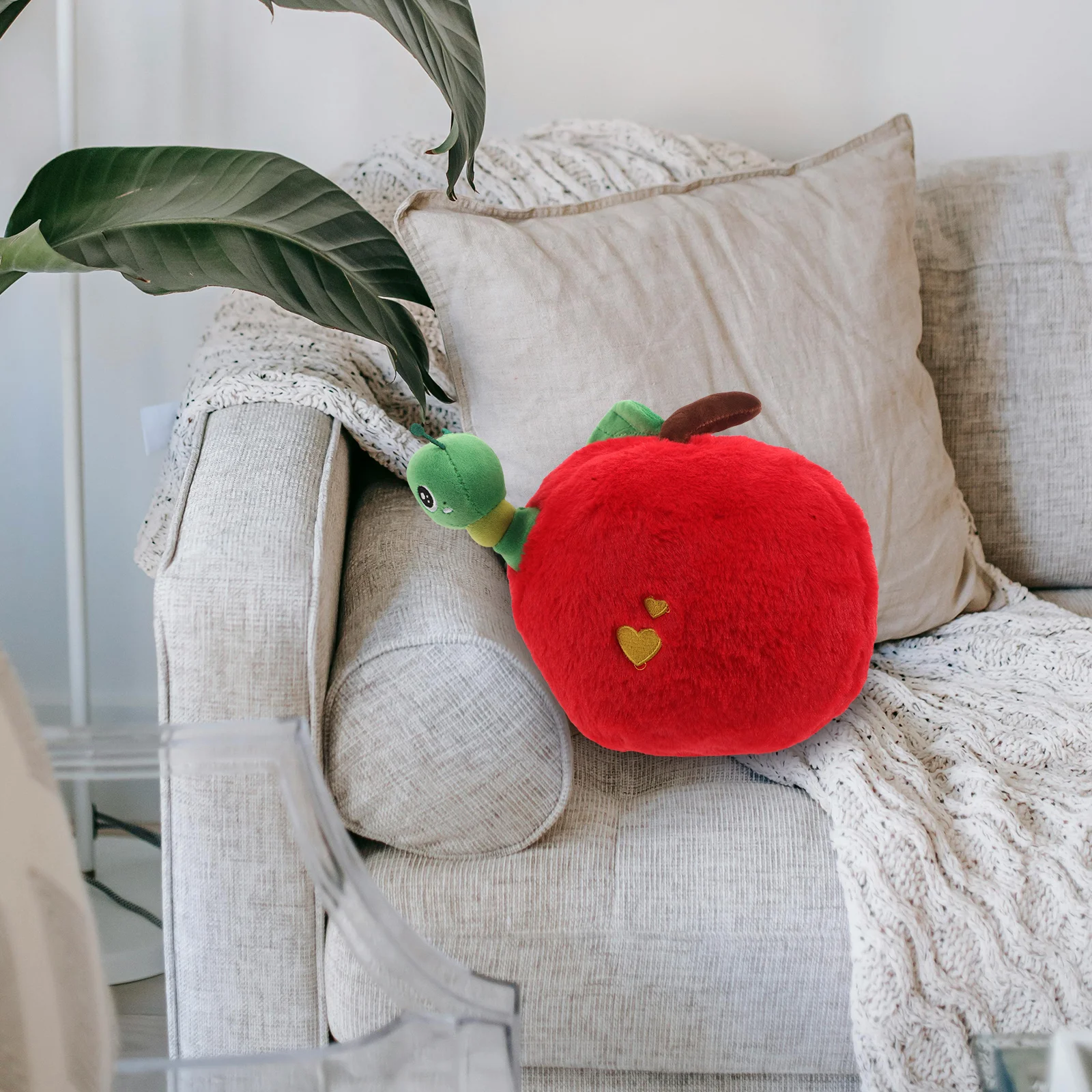 

1Pc Realistic Apple Shaped Plush Pillow Soft Fruit Cushion Creative Decorative Throw Pillow for Children and Adults Sofa Bed
