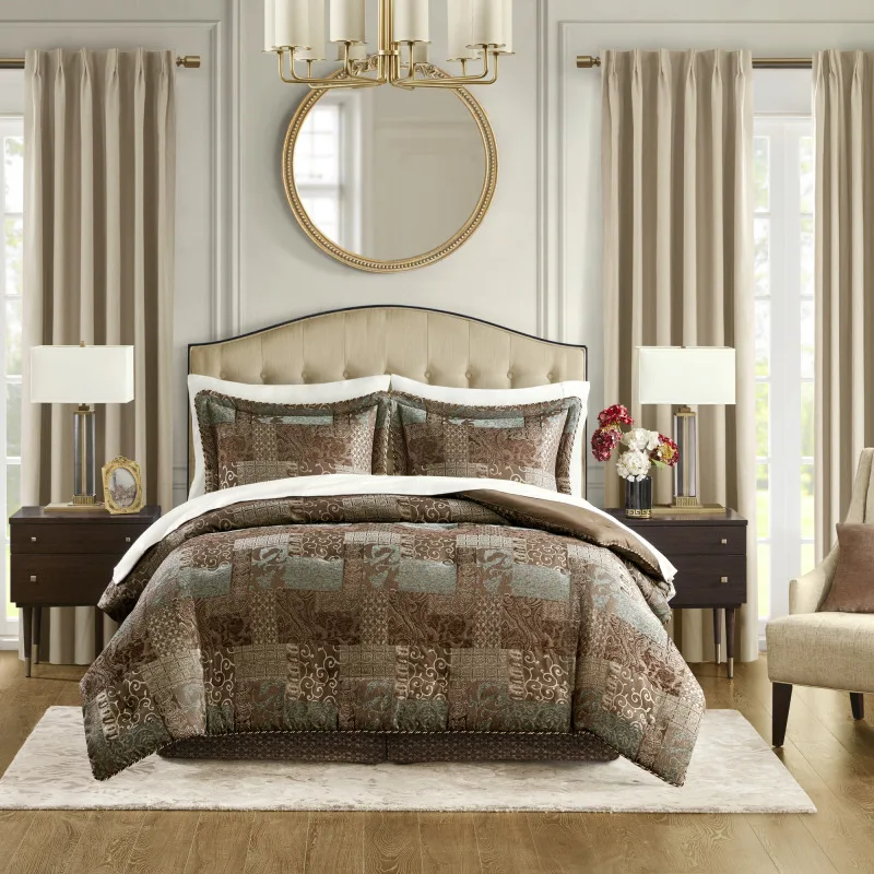 

Набор красных одеял из 4-х предметов Red Queen