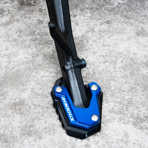 Imagen 2 del producto Para BMW R1300GS GS1300 R 1300 GS Adventure ADV 2023 2024 2025 llavero de motocicleta soporte lateral extensión soporte almohadilla de pie