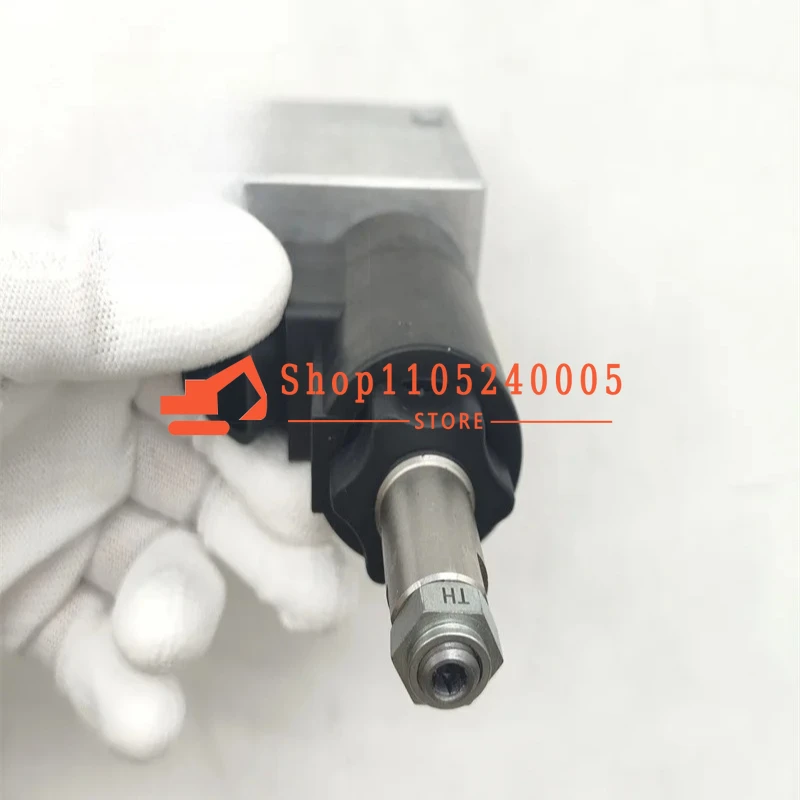 VOE14616529 High Quality Parts 14616529 Hydraulic Cooling Fan Solenoid Valve For EC340D EC380D EC380DHR