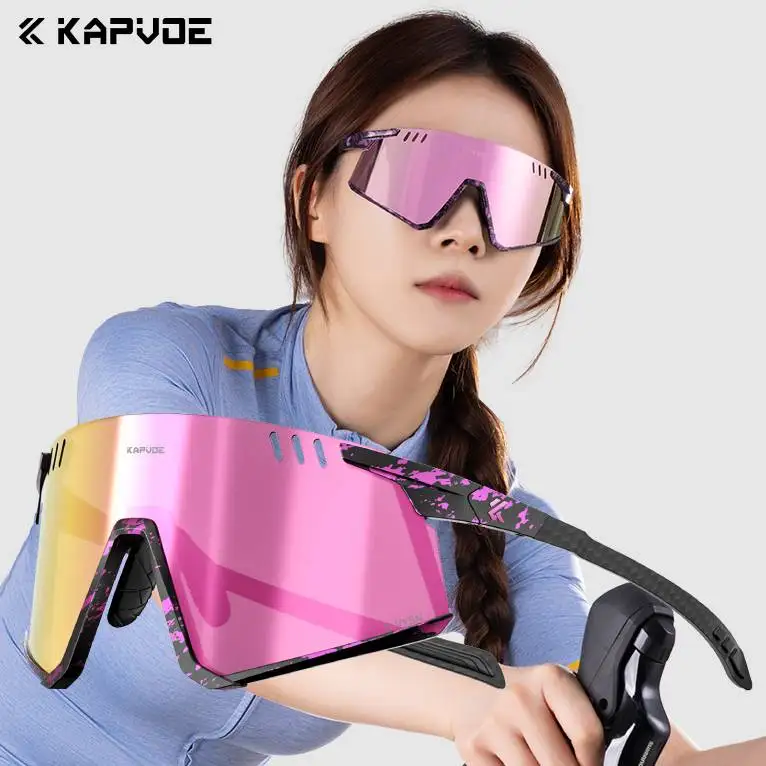 Kapvoe Ultraleichte photochrome Brille, echte Kohlefaser-Sonnenbrille für Herren, Sonnenlaufbrille, Fahren, Golf, Sport, UV400, Damen