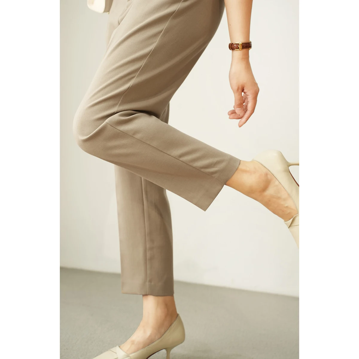 

Женские брюки для офиса и повседневной носки, универсальные, стройнящие, с эффектом 3D-изгиба, средней длины, весна-осень