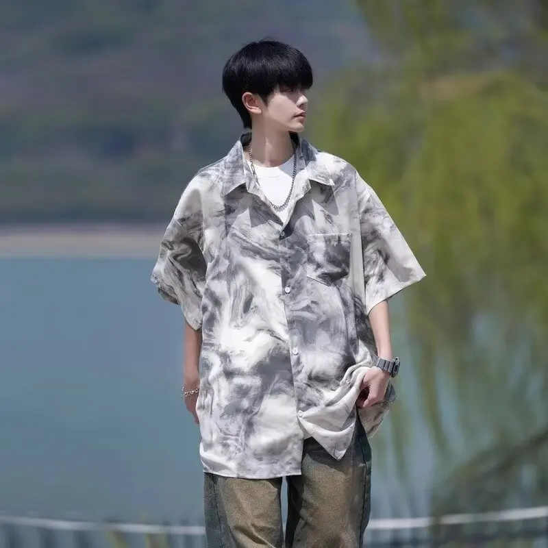 

Short-sleeve Shirt Men Summer Ice Silk Seaside Floral Shirt Plus Size Loose Fashion Brand Outwear Beach Three-quarter Sleeves