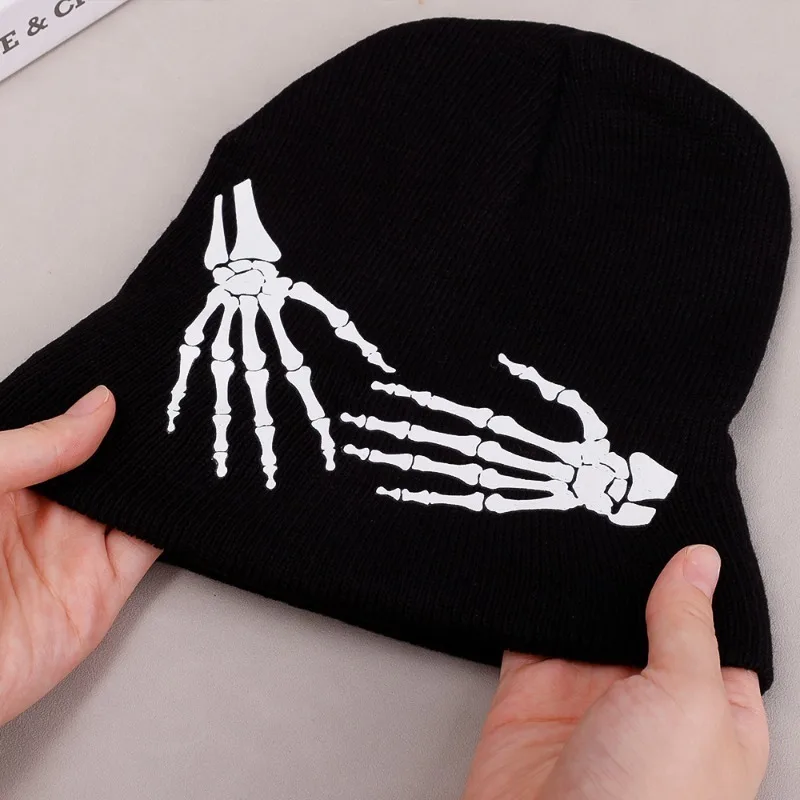 New Luminous Knitting Beanies Hats Men Women Gothic Skull Spider Web Cap Fashion Y2k Winter Warm Skullies Beanies Halloween Caps