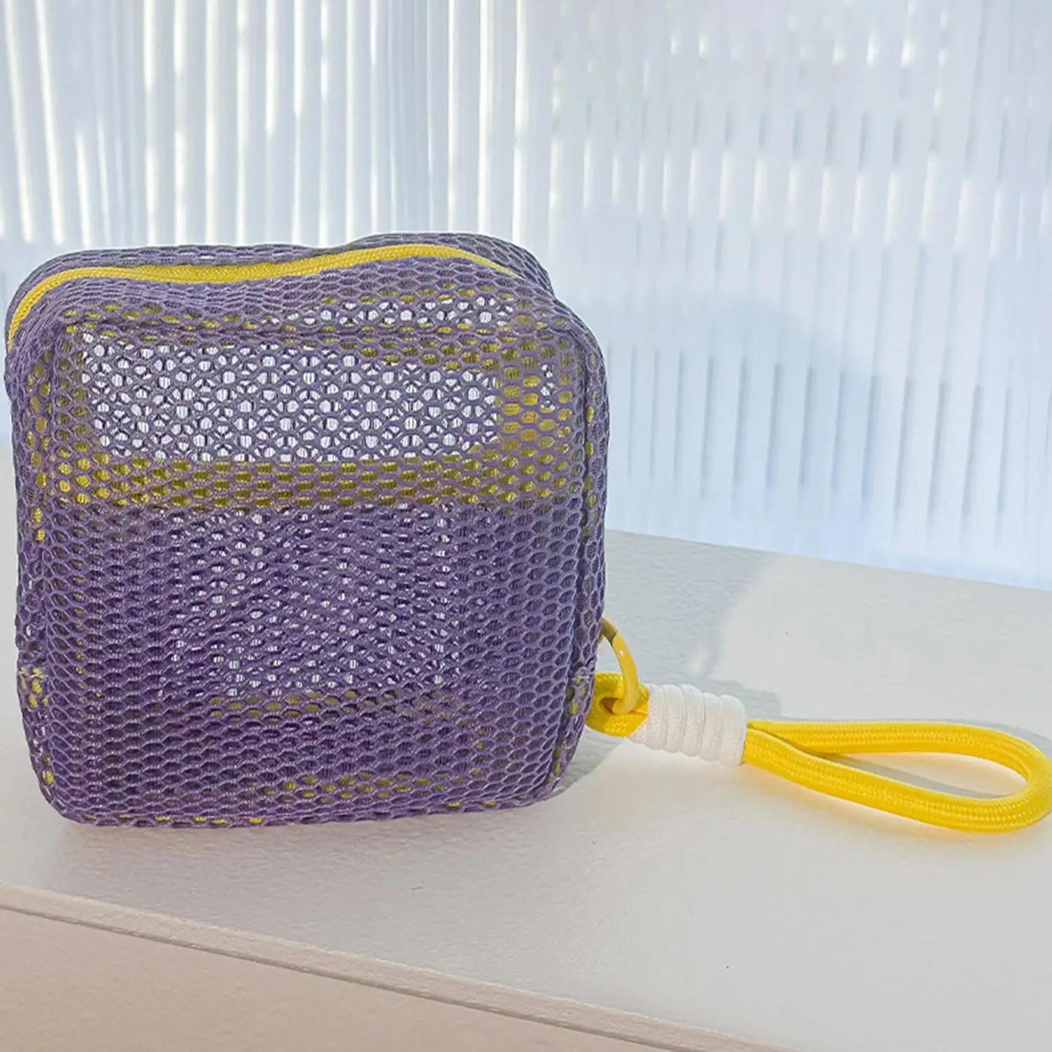

Mesh Cosmetic Bag Zipper Square Toiletry Organizer Makeup Bag Multifunctional Women Lipstick Key Coin Purse Pouch Data Line Case