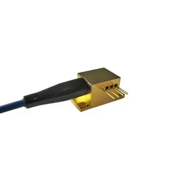 

808nm 4W Fiber Laser Diodes with PD 4-Pin Package 105um Fiber Core SMA905 Interface New Condition