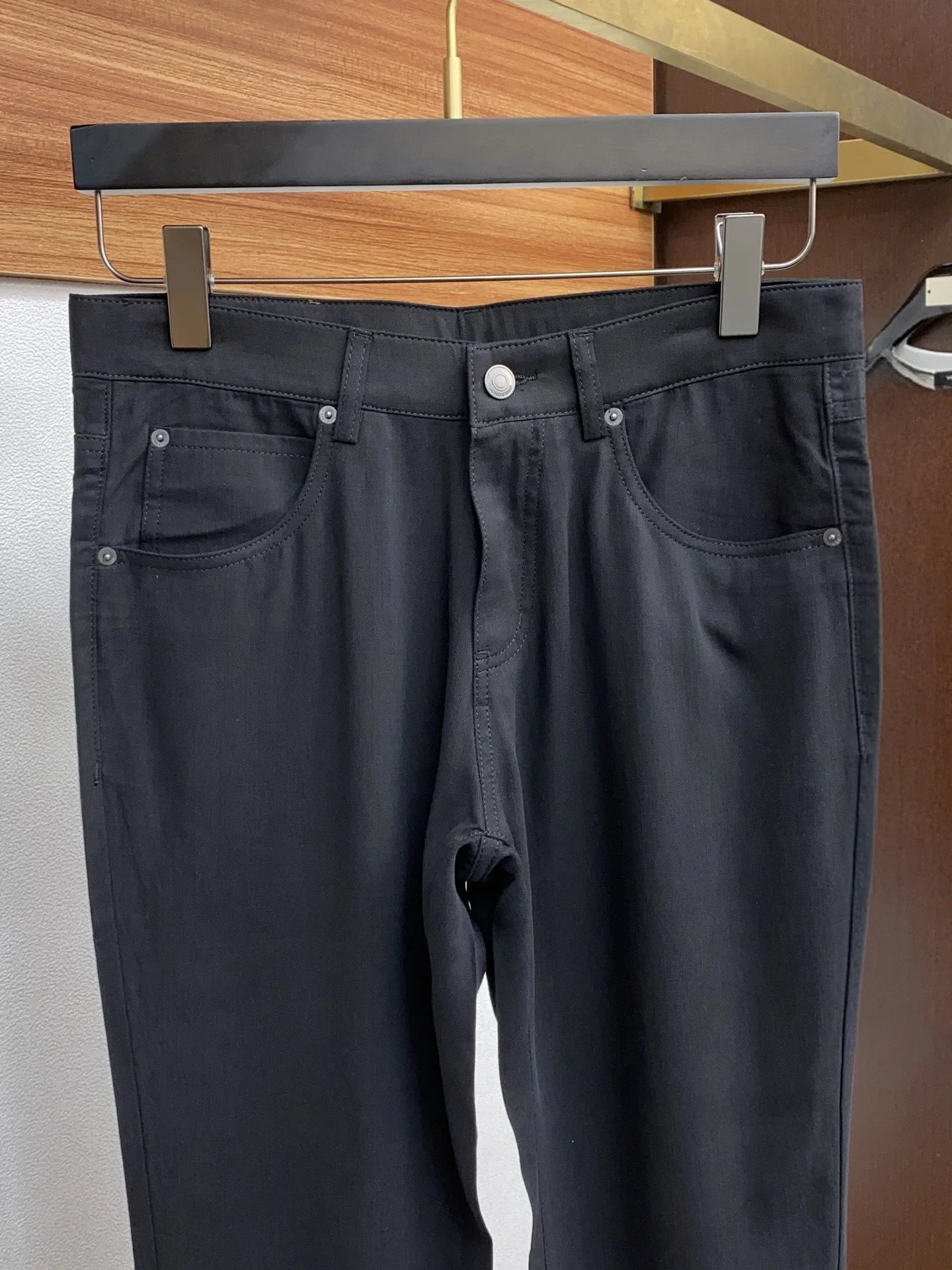 

LP Italian simple and versatile solid color straight slim-fit casual pants