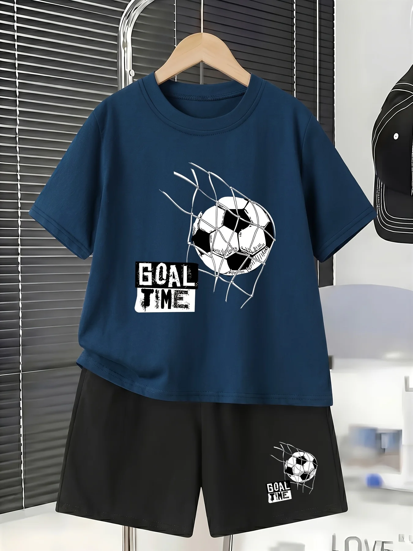 Boy's Casual T-shirt Shorts Set Hot Sports Grid Football Break The Net Fun Pattern Fashion Comfortable Spring Summer Sports Set