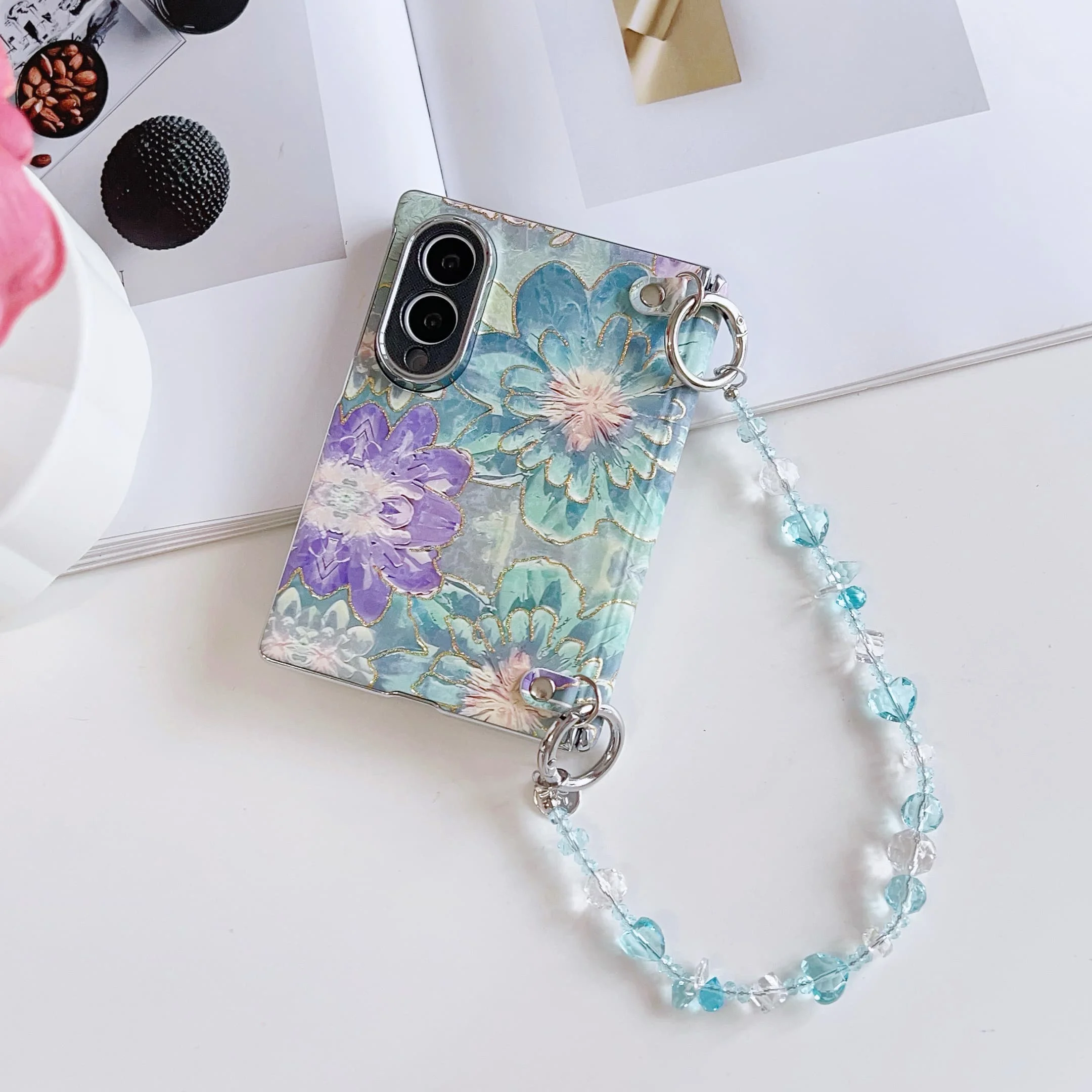 Für Samsung Galaxy Z Fold 8 Ultra Z Fold 8 Wide Stoßfeste Hülle mit Klassischem Frischem Blumenmuster und Kristall-Armband-Kette