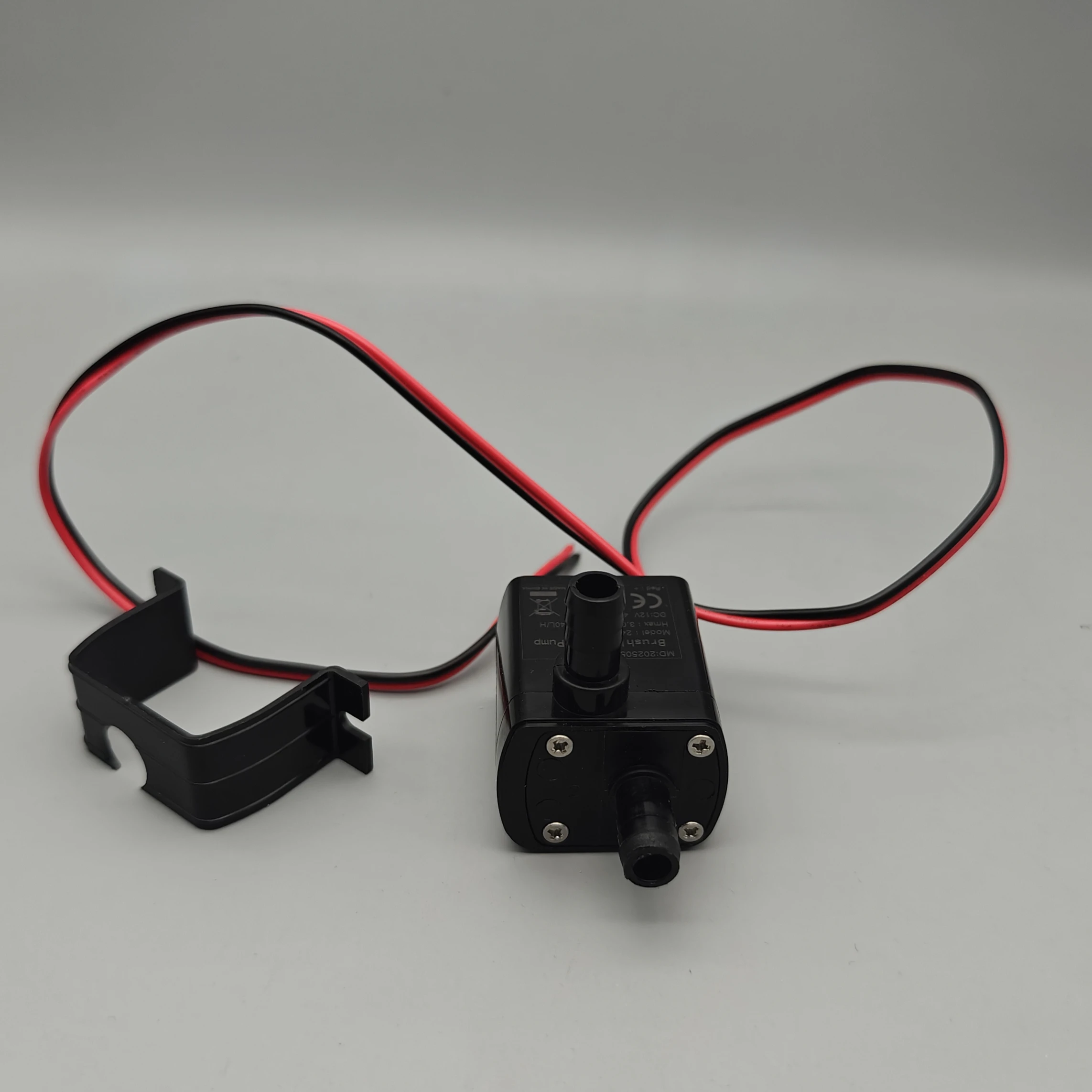 4.8W 240L/H Silent Fish Tank Pump Dc 12V Solar Brushless Motor Swimming Pool Circulation Submersible Pump Water Pump