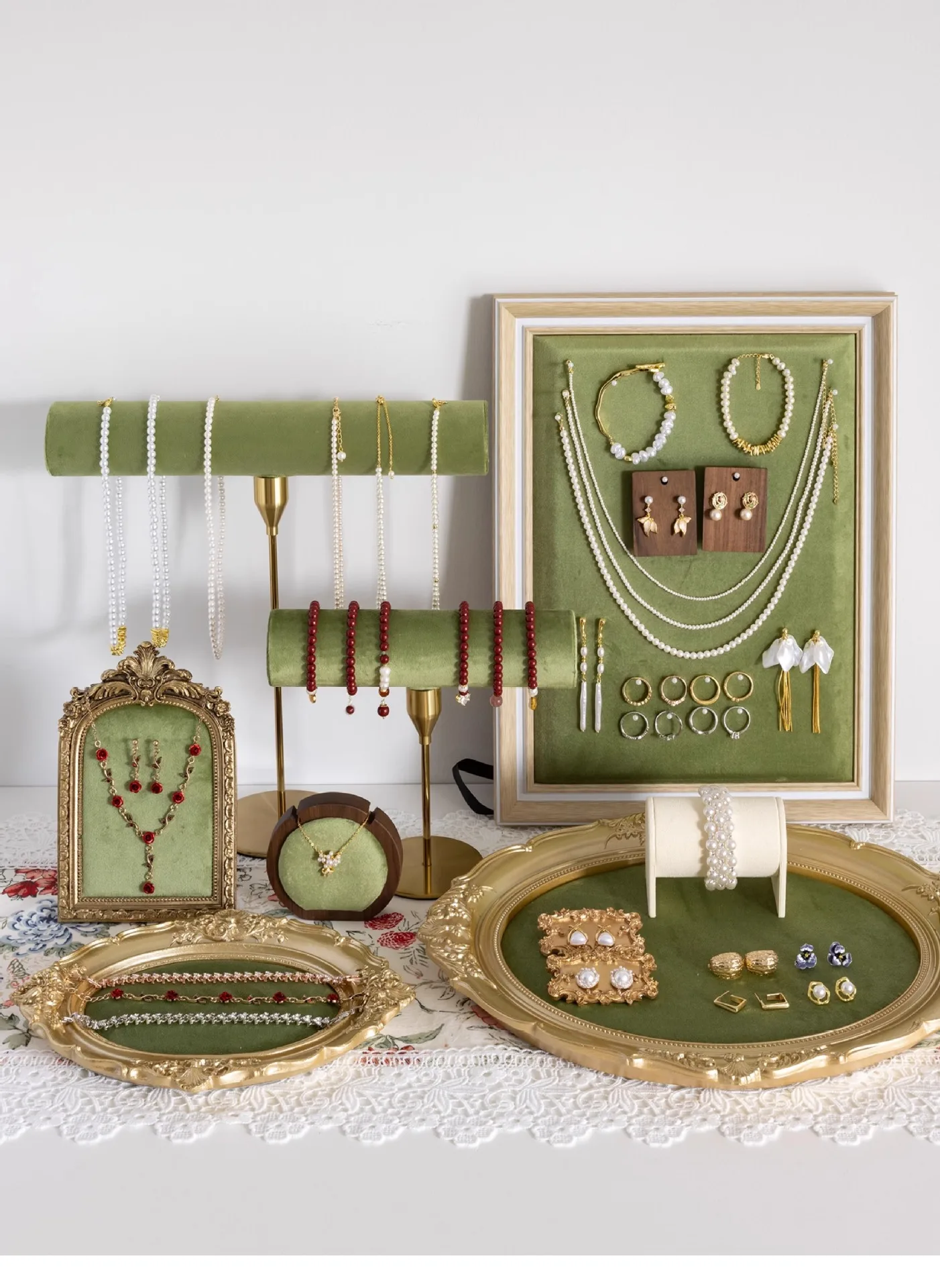 

Ретро золотая рамка, набор подставок для ювелирных изделий, зеленый бархат, ожерелье, браслет, стойка, аксессуары для сережек, лоток-органайзер