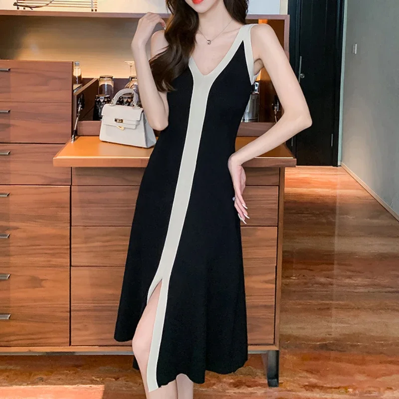 Spring Elegant V-neck Sleeveless Split Knitted Loose Calf Long Dress Contrast Color Patchwork Sexy A-line Casual Black Dress