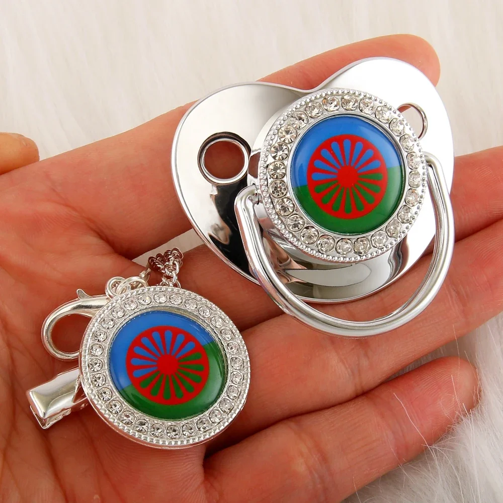 

Silver Baby Pacifier With Chain Clip Romani Roma Flag Theme Newborn Baby Dummy Soother Nipple 0-18 Months