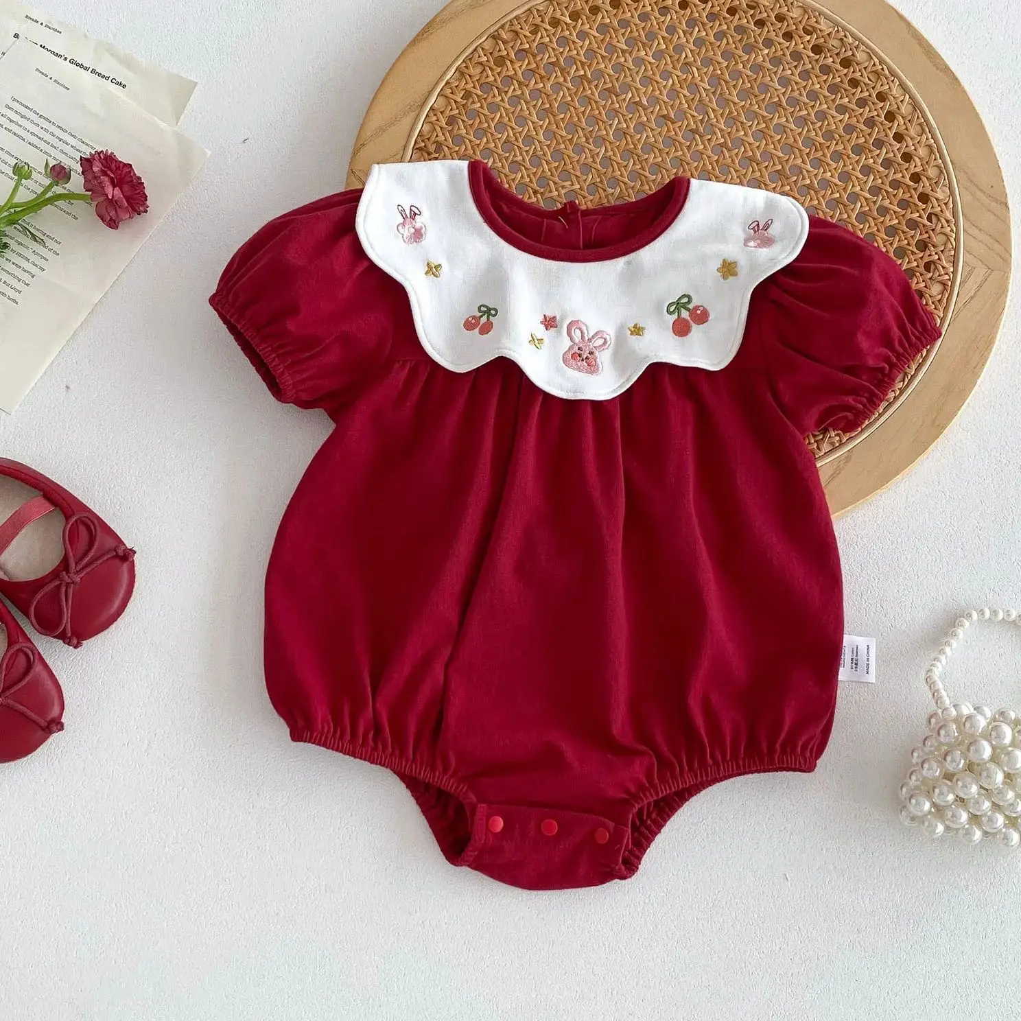 新生児かわいい女の赤ちゃん夏衣装半袖赤ロンパース幼児用ファッションジャンプスーツ洗礼1年誕生日衣装