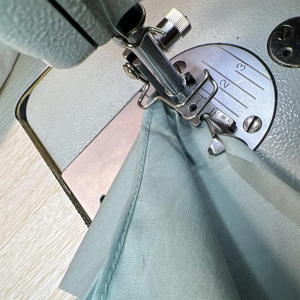 Curved Scroll Hemmer Foot Hem Pull Tube Presser Foot Silk Chiffon Skirt Crimping Foot For Industrial Sewing Machines Accessories