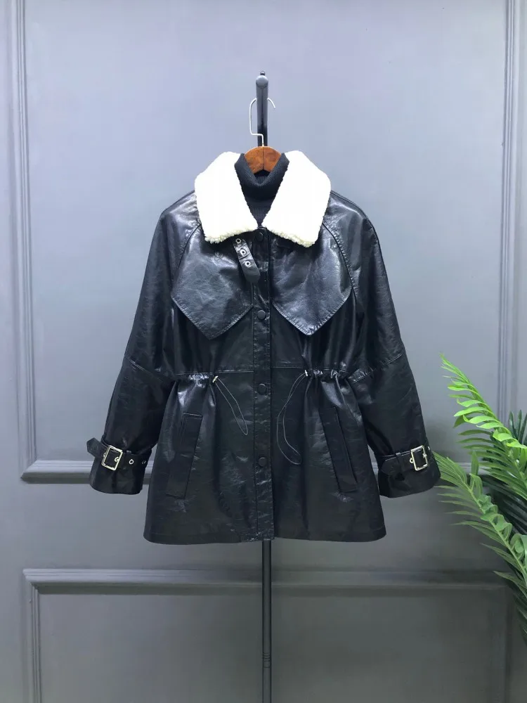 Damski płaszcz z prawdziwej skóry olejowanej w stylu vintage, nowy, zimowy, ciepły, z kołnierzem z prawdziwej wełny, z wysokim stanem, luźny krój, do biura, średniej długości.