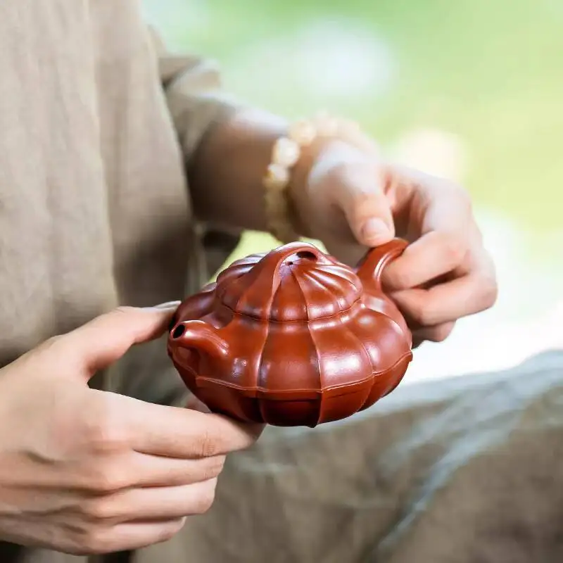 [Changtao]Yixing Zisha Teapot, Fully Handmade Tea Pot, Clay Teapot With Textured Lines, Zhu Clay, Round, 220Cc