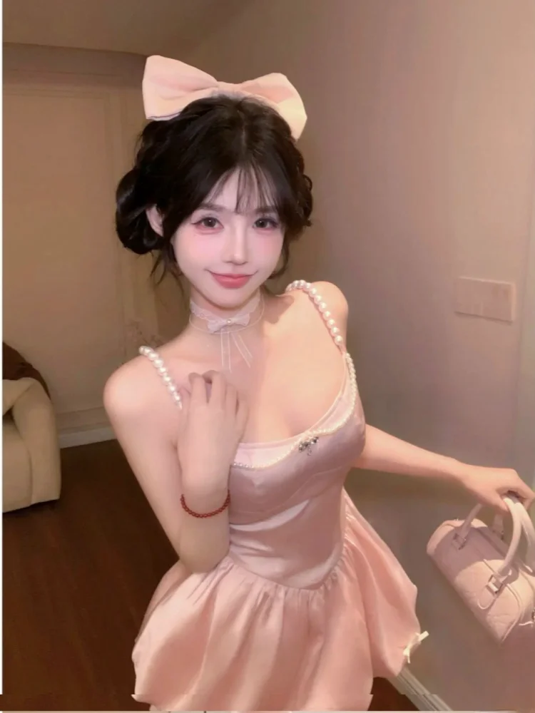 Süßes Satin-Minikleid für Damen, Perlenriemen, Puffrock, süßer Prinzessinnen-Stil, schmale Passform, ärmelloses Kleid, Party, Urlaub, Sommer-Look 2023