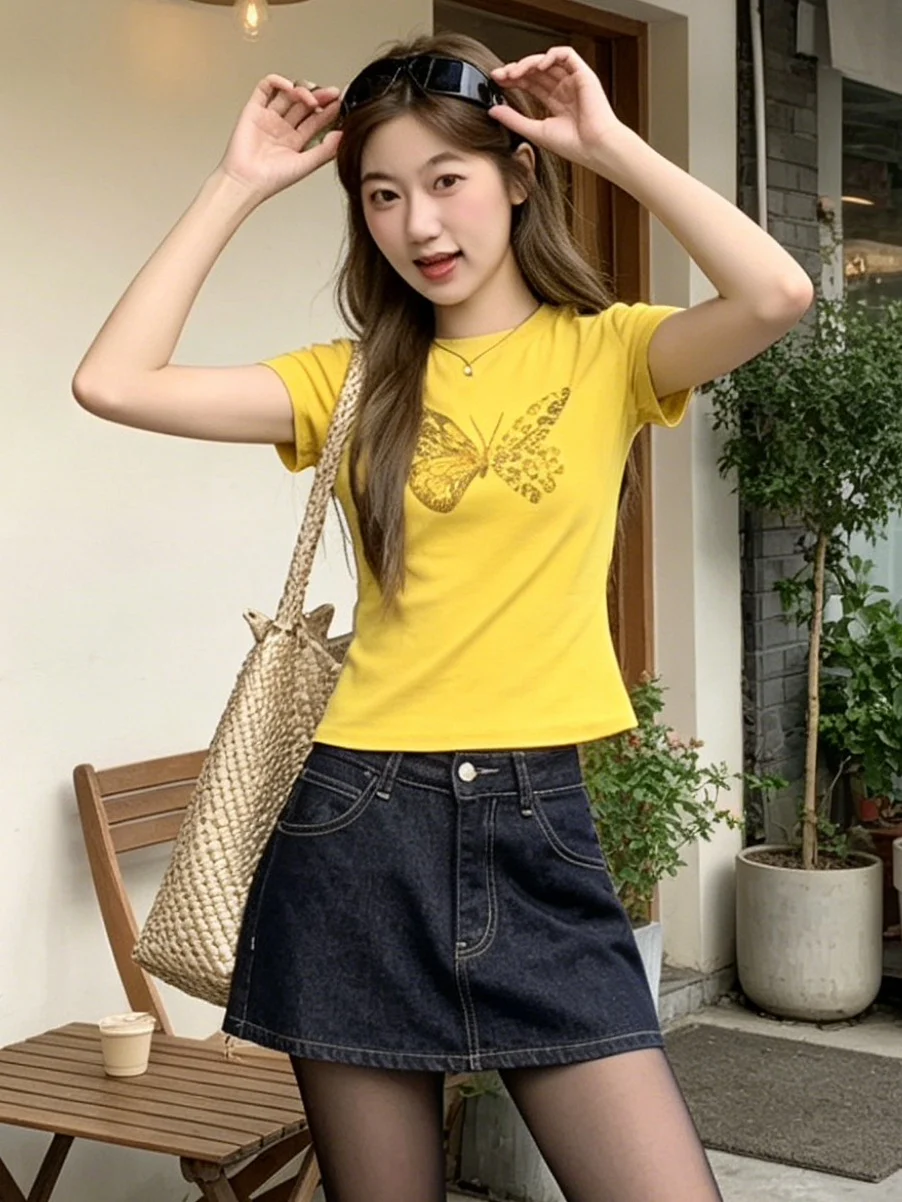 Yellow Design Sense Diamond Embedded round Neck Short Sleeve T-Shirt Women's Slimming Beautiful Top Casual Style Cotton Summe...