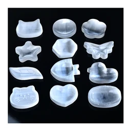 Piatto di ciotola di selenite naturale Griglia di cristallo di quarzo intagliato grezzo Fengshui Chakra minerale al quarzo multi-stile per la guarigione della decorazione domestica