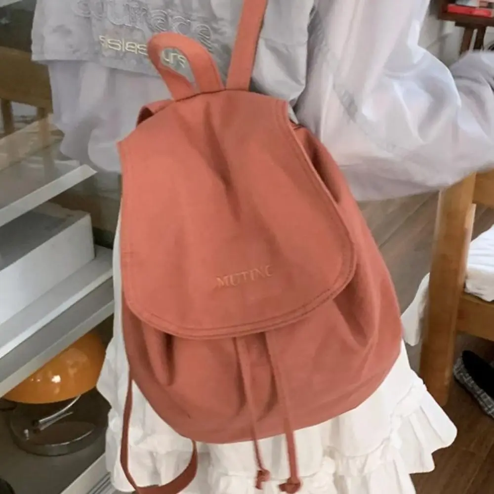 حقائب ظهر عصرية بسيطة من النايلون ذات سعة كبيرة حقائب كتف من النايلون الجامعي بلون سادة وخفيفة الوزن حقيبة مدرسية للطلاب بساطتها