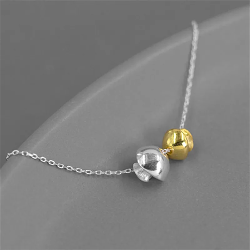 S925 silver fresh and beautiful, small, exquisite and lovely jellyfish necklace is suitable for women's fashion party gifts