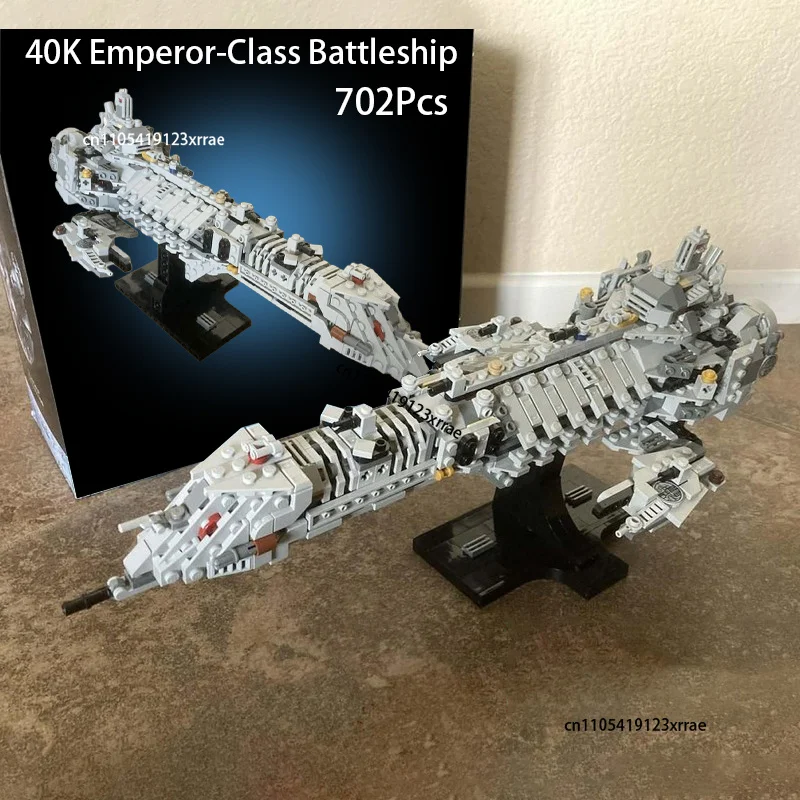 702Pcs NEW 40K Emperor-Class Battleship Building Blocks DIY Popular Games Spaceship Assembly Bricks Space Christmas Toy Gift