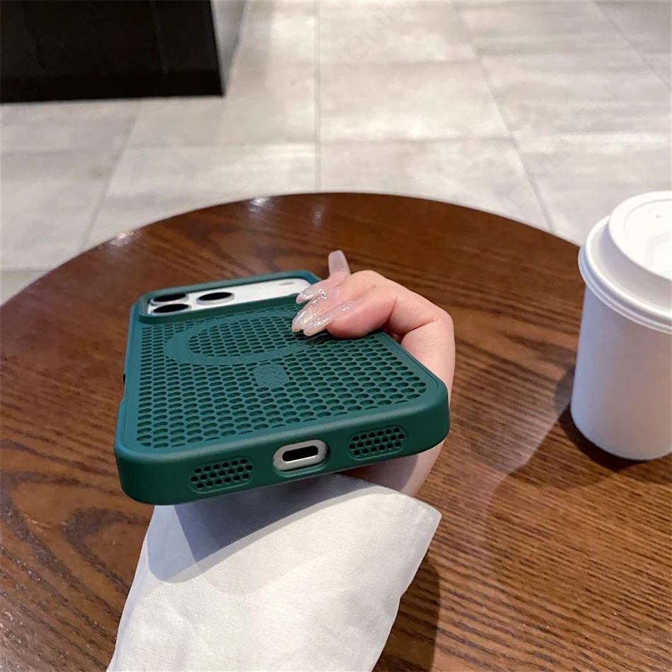 Warmteafvoer Mesh Voor Magsafe Draadloos Opladen Oranje Case Voor iPhone 17 16 15 14 Plus 13 12 Pro Max lucht Ademend Cover
