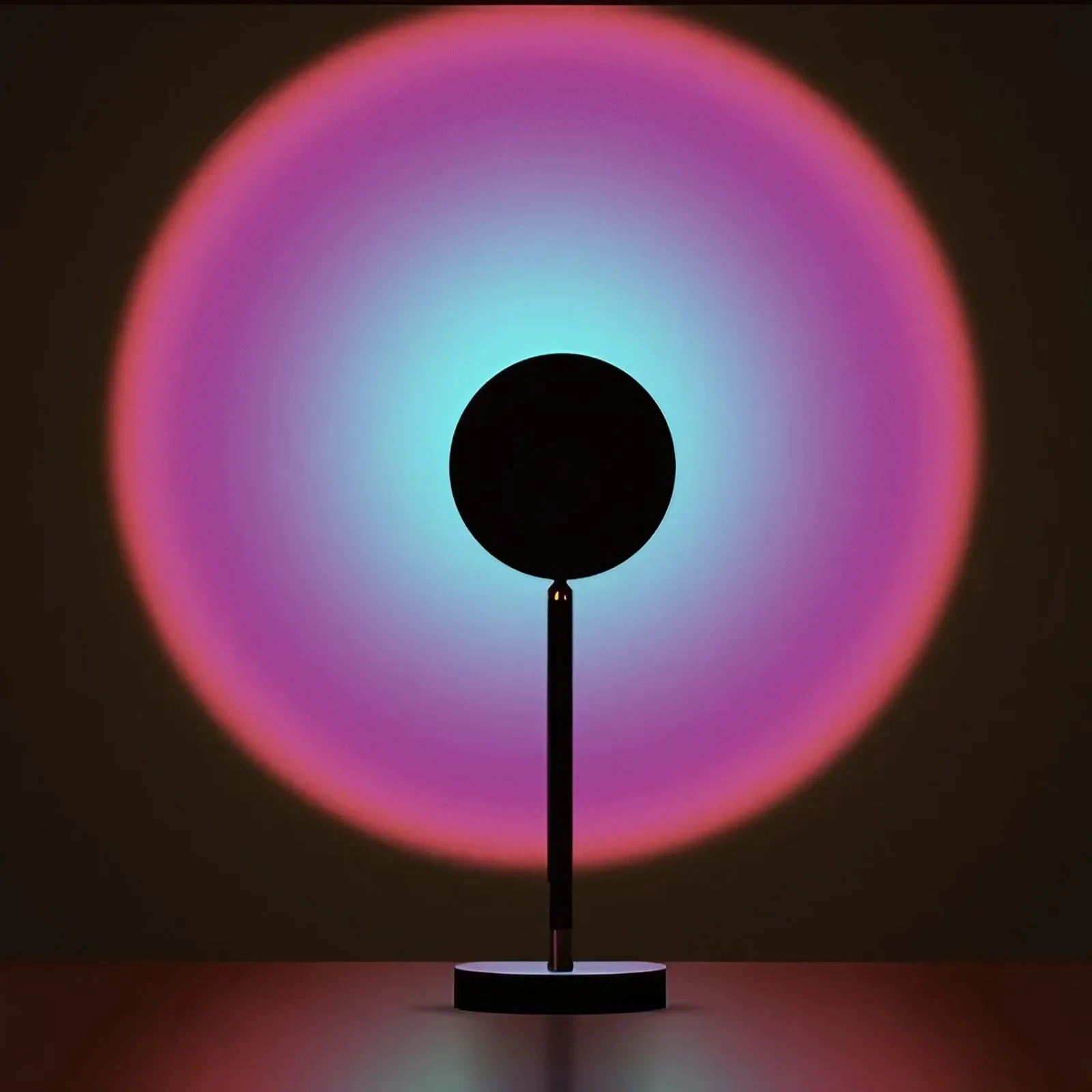 

Проекционная лампа заката с вращающимся радужным светодиодным ночником, современная напольная подставка с питанием от USB для домашнего декора, спальни, гостиной