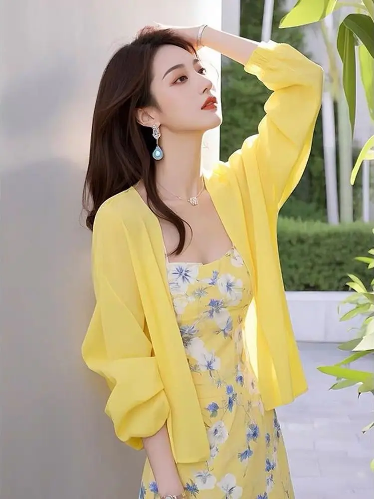 

Elegant Long Sleeve Women's Chiffon Sun Protection Shirt Versatile Loose Fit Summer Fashion Outerwear Breathable High-End Feel