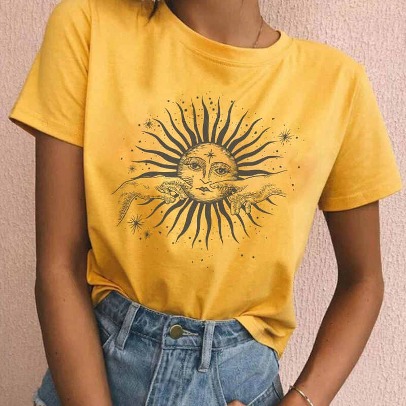 Boho Style Vintage Sun Hands Print T-Shirts Women Summer Casual Loose Short Sleeve Tees Hipster Cute Aesthetic Astrology Tops