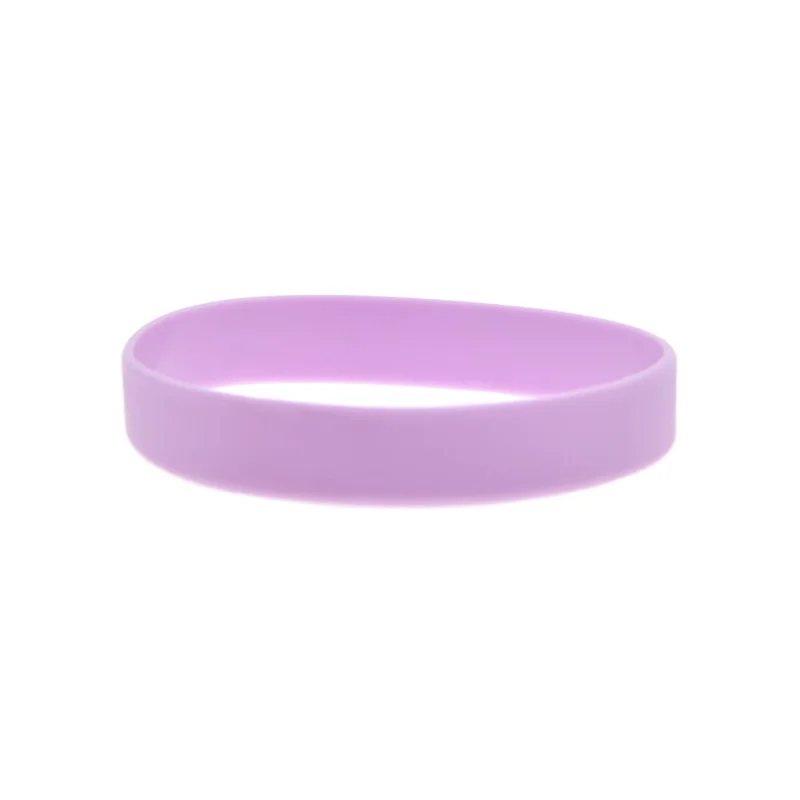 50 Stück klassische, einfarbige Silikon-Armbänder, Unisex-Modearmbänder für Musikpartys, leuchtende Gummi-Armbänder. – Detail 3