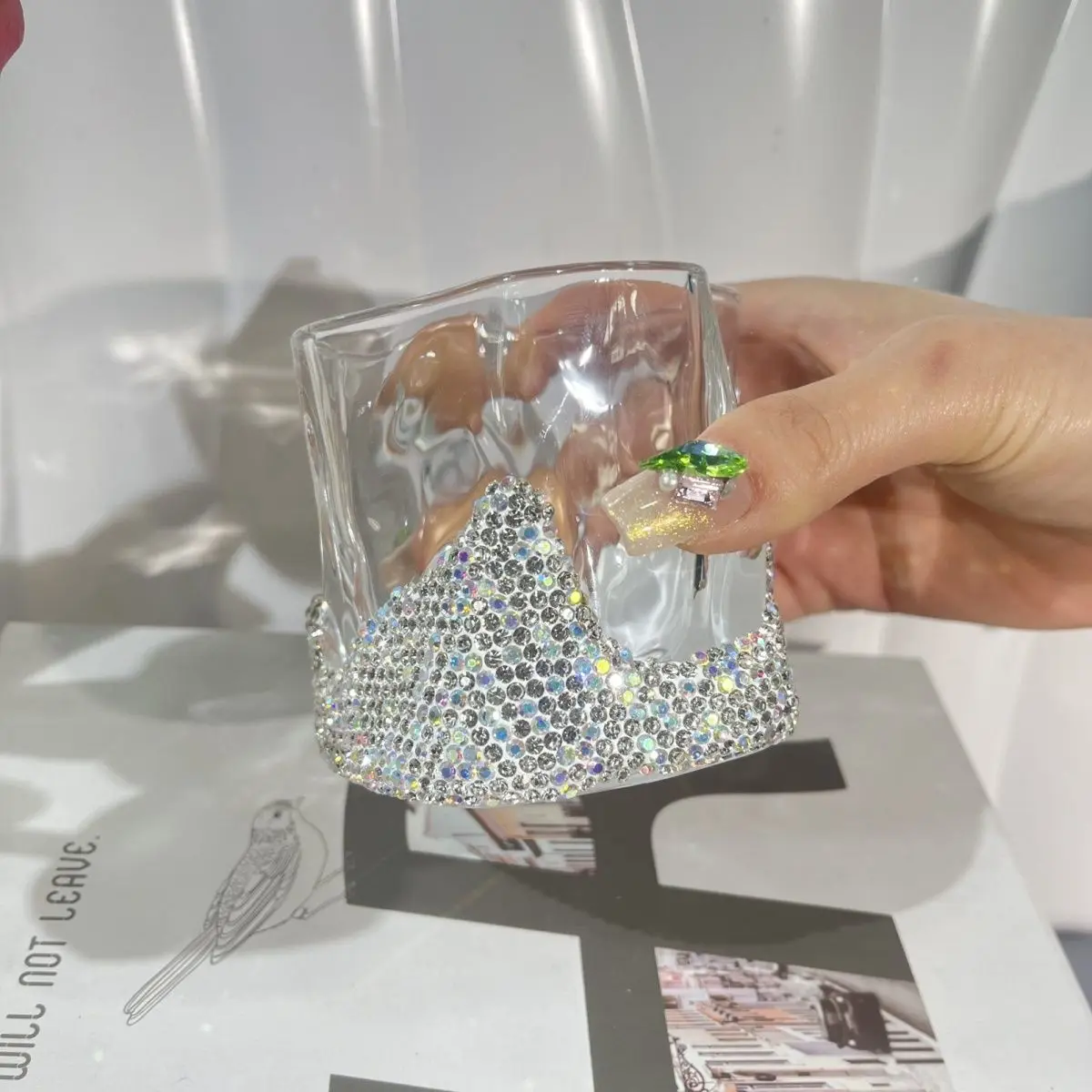 

Sparkling Rhinestone Twisted Glass Water CupTransparent Glass Coffee Tea Mug Drink Dessert Breakfast Milk Cup Drinkware Beer Cup