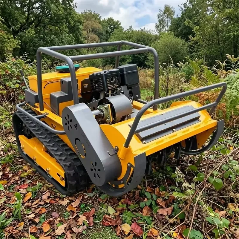 Industrial Grade 650W All-Terrain Flail Mower 4-Stroke Diesel Remote-Controlled Slope-Capable 190cc Engine 1000mm 300L Grass