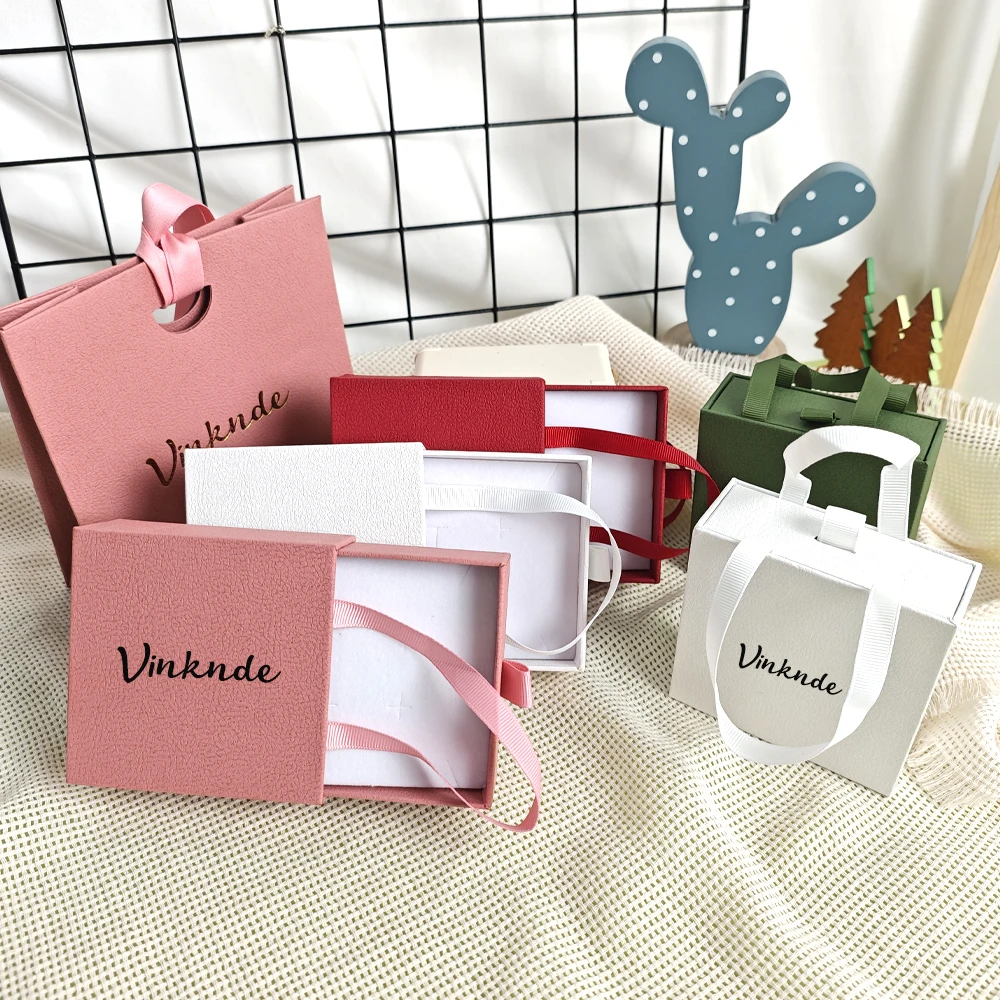 

Customized Logo Lychee Pattern Portable Jewelry Box Fashion Luxury Necklace Ring Earring Cosmetic Travel Storage Drawer Boxes