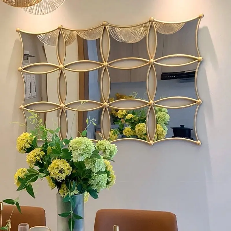 غرفة الطعام جدار مرآة ديكور قلادة معدنية مدخل مرآة غرفة المعيشة أريكة حائط الخلفية قلادة الحديد المطاوع