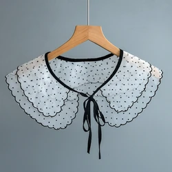 Damen Vintage Polka Dot Double Layer Faux Collar Big Shawl Elegant Black Scalloped Trim Half Shirt Lace-Up Mini Capelet