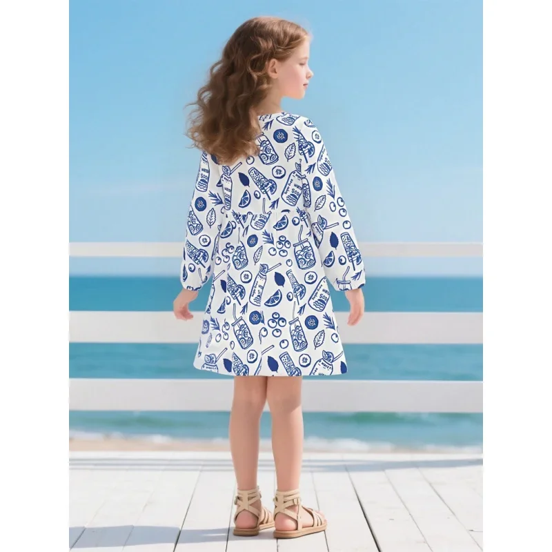 2025 الفتيات الأزرق والأبيض الصودا الفاكهة طباعة فستان بكم طويل الربيع والصيف الطازجة شاطئ البحر نمط الاطفال الركبة طول تنورة