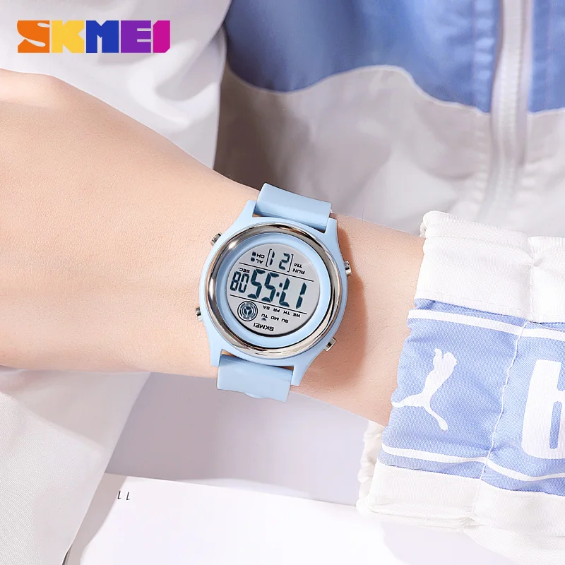 Skmei-ساعات يد رقمية فاخرة للنساء ، ساعة بشاشة عرض ليد ، مقاومة للماء ، مقاومة للماء ، العد التنازلي ،! ، stoptown