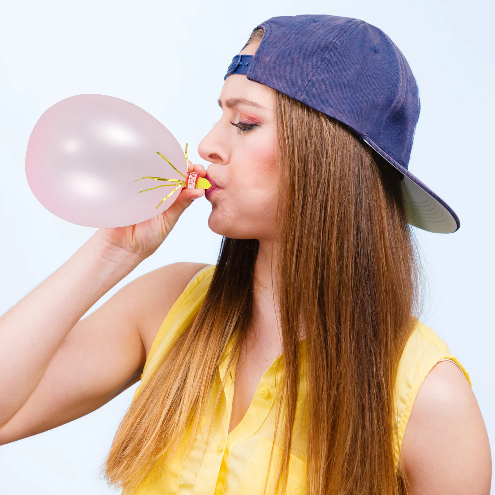 

30Pcs Blowouts Musical Whistles Balloon Mixed Glitter Metallic Noisemaker Party Favor for Christmas Birthday Halloween