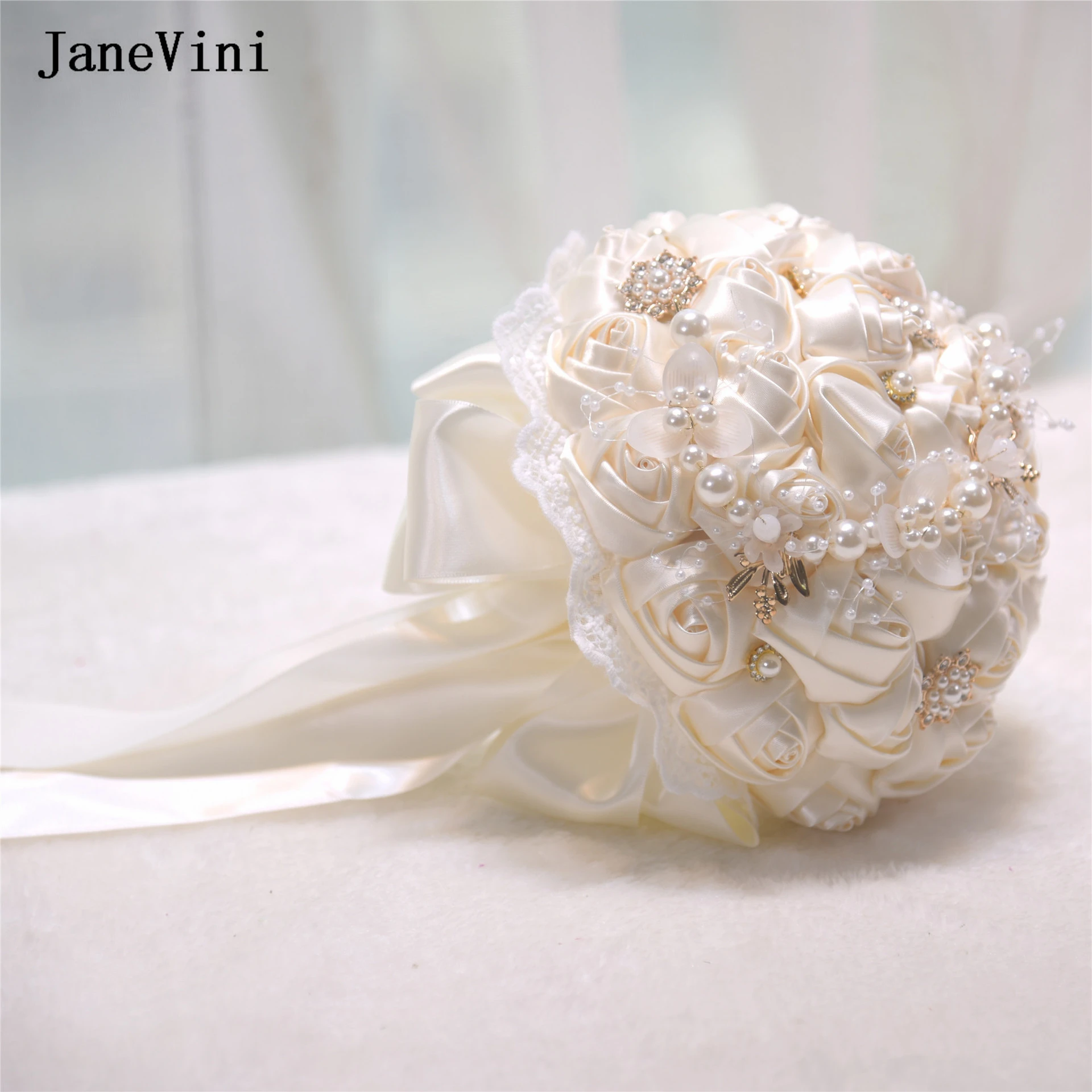 JaneVini New Stunning Wedding Flowers Ivory Bridesmaid Bridal Bouquets Pearls Artificial Satin Roses Bride Wedding Bouquet Cheap