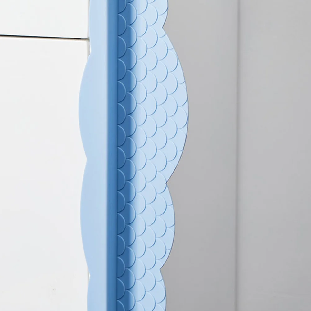 

Kitchen Sink Splashing Guard 30Cm Waterproof Oil-Resistant Suction Cup Water Baffle Board Splatter Shield For Sink