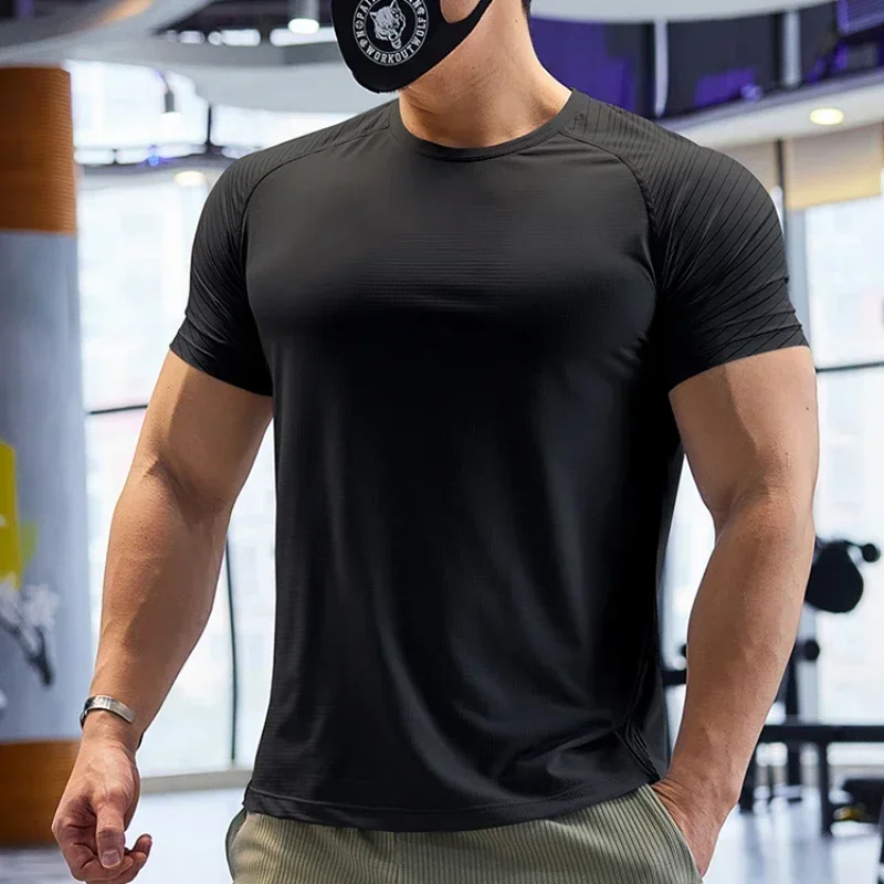 Men Short Sleeve Sport T-shirt Athletics Running Top Quick Dry Gym Wear Clothing Tees Male Best Training and Exercise Sweatshirt